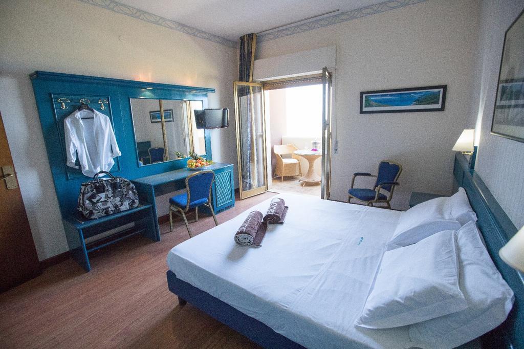Hotel Costa Verde Cefalù Buitenkant foto